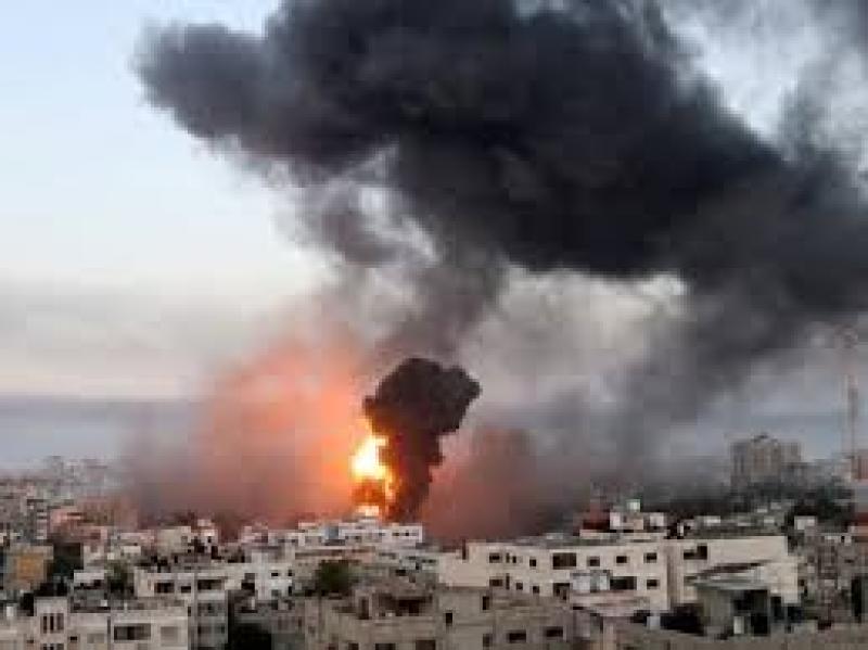 إعلام إسرائيلي: الهدف من قصف خان يونس هو استهداف محمد الضيف